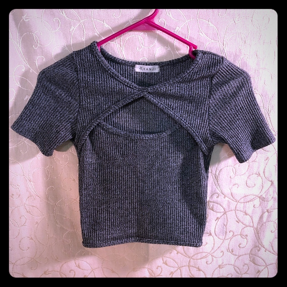 Short Sleeve Keyhole Crop Top